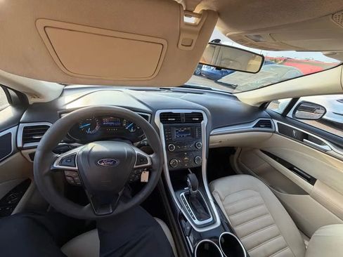 Used 2013 Ford Fusion SE FWD image 6