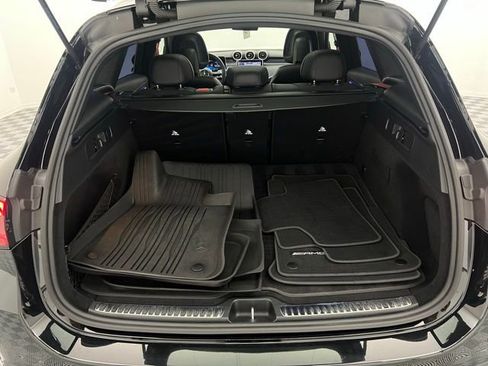 Used 2024 Mercedes-Benz GLC 43 AMG 4MATIC w/ Driver Assistance Package image 40