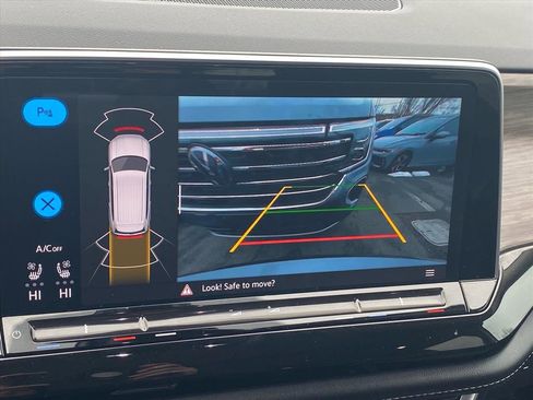 Certified 2024 Volkswagen Atlas SEL image 14