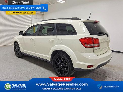 Used 2019 Dodge Journey SE w/ Connectivity Group FWD image 3