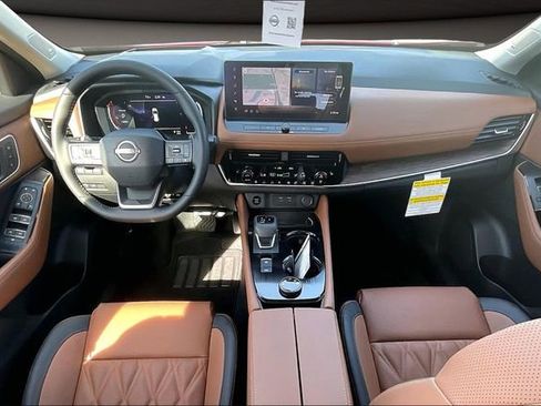 New 2026 Nissan Rogue Platinum w/ Platinum Premium Package image 5