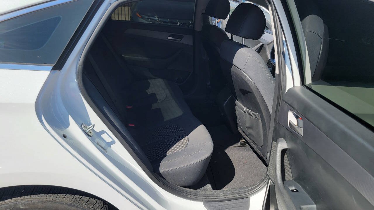 Used 2018 Hyundai Sonata SE FWD image 17