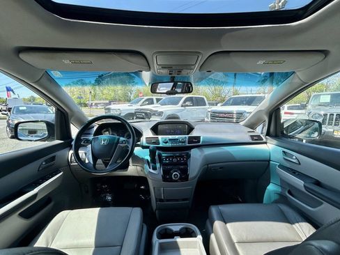 Used 2012 Honda Odyssey EX-L image 22