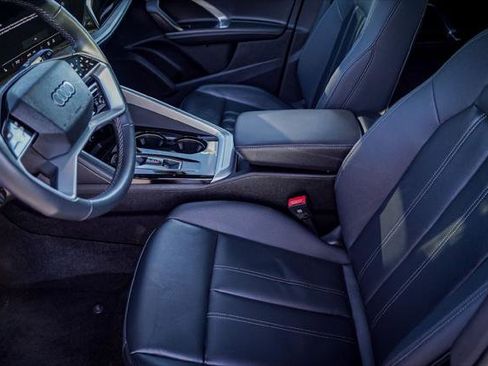 Certified 2025 Audi Q5 Premium Plus w/ Premium Plus image 11