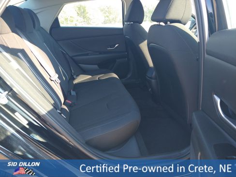 Used 2024 Hyundai Elantra SEL image 6