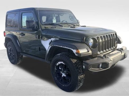 Used 2021 Jeep Wrangler Sport image 7