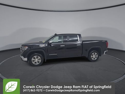 Used 2025 GMC Sierra 1500 SLT AWD/4WD image 8