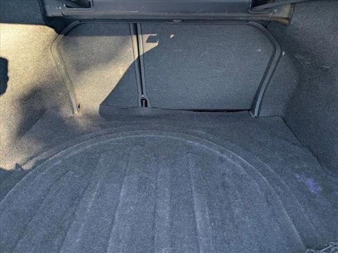 Used 2017 Hyundai Elantra SE image 6