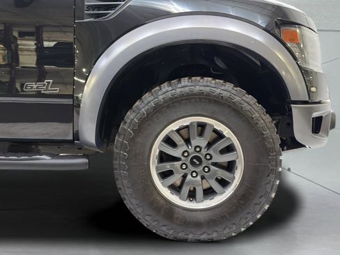 Used 2014 Ford F150 Raptor w/ Equipment Group 801A Luxury image 6
