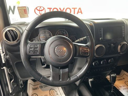 Used 2017 Jeep Wrangler 75th Anniversary image 24