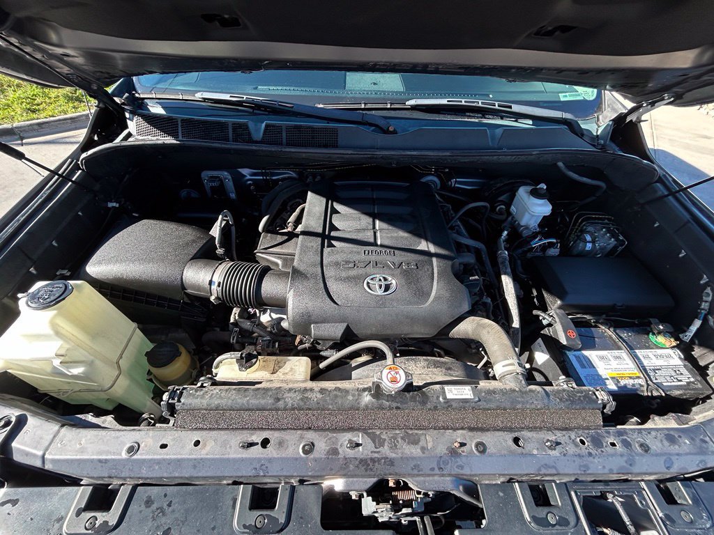 Used 2019 Toyota Tundra Limited AWD/4WD image 34