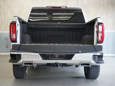 Used 2022 GMC Sierra 1500 SLT image 35