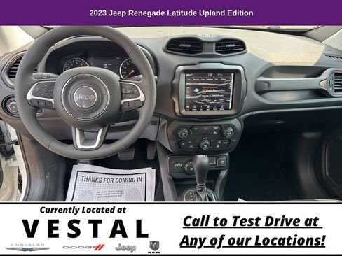 Used 2023 Jeep Renegade Latitude w/ Sun/Sound Group AWD/4WD image 20
