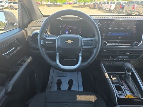 Used 2023 Chevrolet Colorado LT RWD image 13