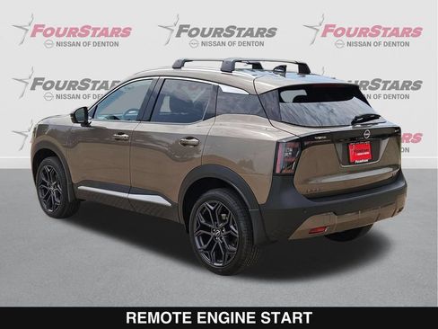 New 2026 Nissan Kicks SR FWD image 7