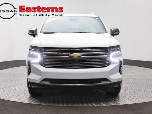 Used 2023 Chevrolet Suburban Premier RWD image 2