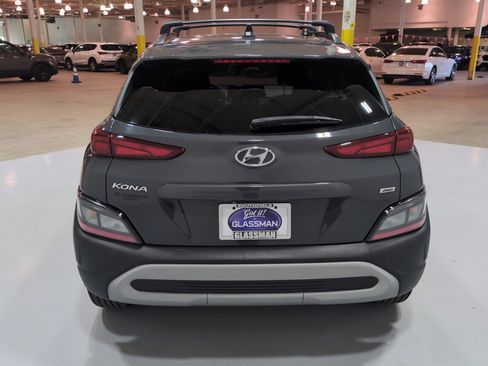 Certified 2023 Hyundai Kona SEL w/ Convenience Package AWD/4WD image 4
