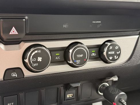 Used 2021 Toyota Tacoma SR RWD image 19