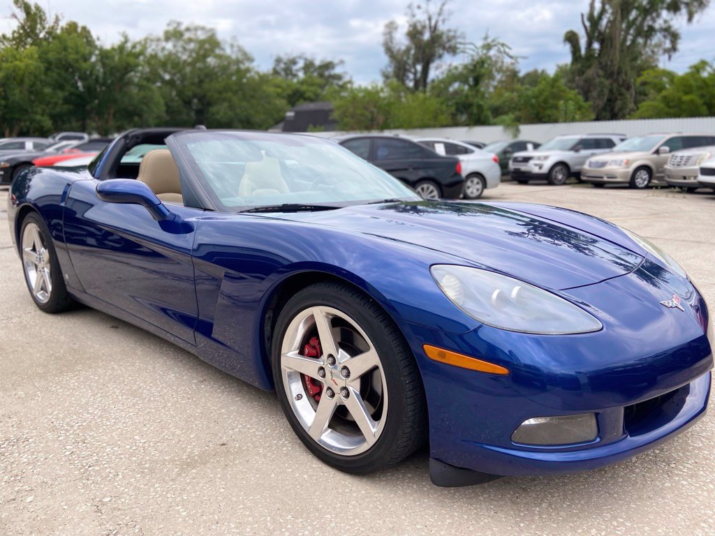 Used 2005 Chevrolet Corvette Coupe w/ Preferred Equipment Group RWD image 20