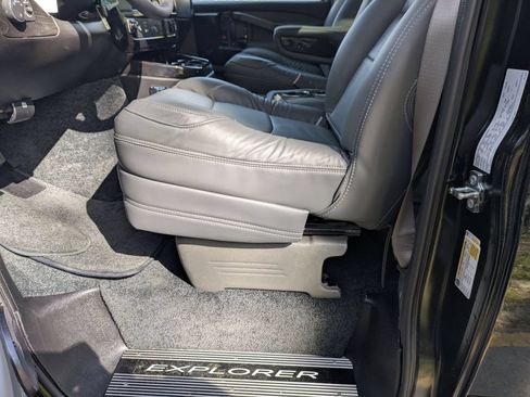 New 2026 Chevrolet Express 2500 Extended w/ Driver Convenience Package RWD image 12