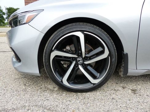 Used 2022 Honda Accord Sport image 16