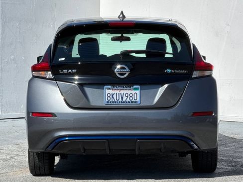 Used 2019 Nissan Leaf S w/ S Charge Package FWD image 4