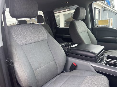 Used 2021 Ford F150 XLT image 31