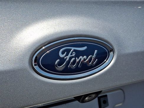 Used 2017 Ford Focus SE FWD image 29