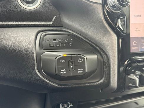 Used 2025 RAM 2500 Big Horn AWD/4WD image 24