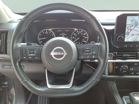 Used 2023 Nissan Pathfinder SL w/ SL Premium Package AWD/4WD image 15
