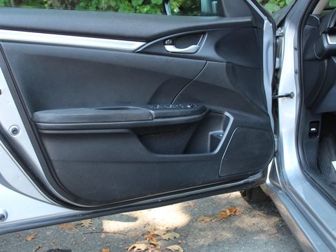 Used 2020 Honda Civic LX image 12