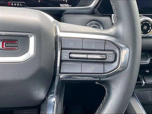 Used 2025 GMC Canyon Elevation RWD image 13