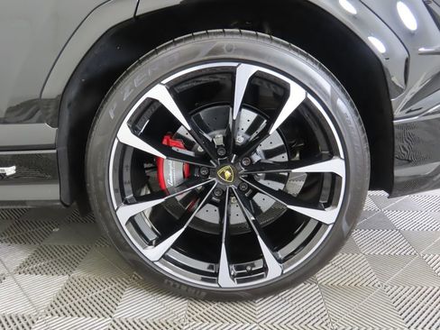 Used 2024 Lamborghini Urus S image 30
