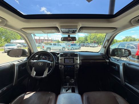 Used 2016 Toyota 4Runner 4WD image 18