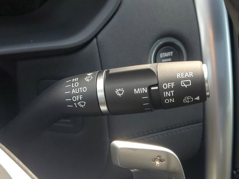 New 2026 Land Rover Discovery S image 16