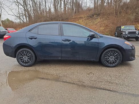 Used 2019 Toyota Corolla LE w/ Carpet Mat Package (TMS) image 3