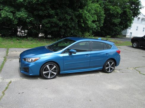 Used 2017 Subaru Impreza 2.0i Sport AWD/4WD image 3