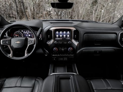 Used 2019 Chevrolet Silverado 1500 High Country w/ Technology Package image 25