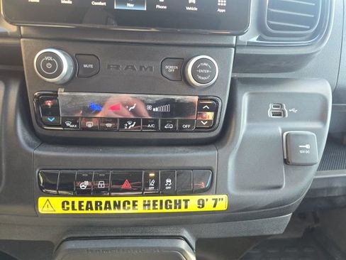Used 2024 RAM ProMaster 3500 image 21