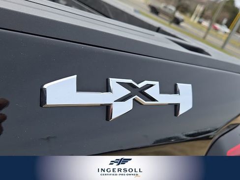 Used 2022 GMC Sierra 1500 Elevation image 31