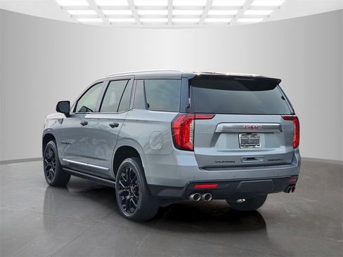 Used 2024 GMC Yukon Denali image 4