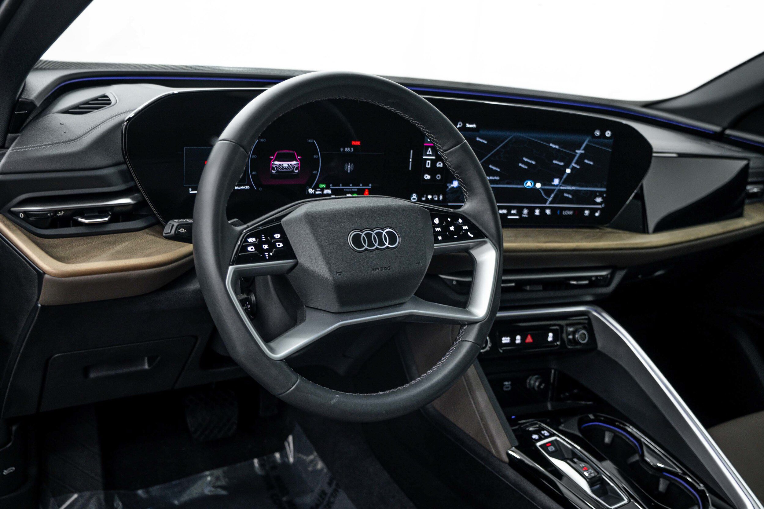 Used 2025 Audi Q5 Premium Plus AWD/4WD image 10