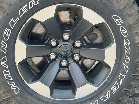 Used 2019 RAM 1500 Rebel w/ Level 2 Equipment Group AWD/4WD image 10
