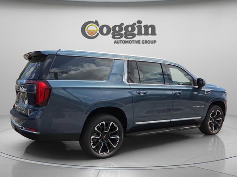 New 2026 GMC Yukon XL Elevation image 7