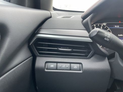 Used 2025 Nissan Altima 2.5 SR image 13