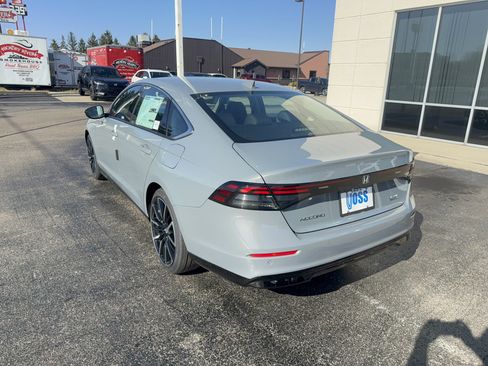 New 2026 Honda Accord Touring image 7