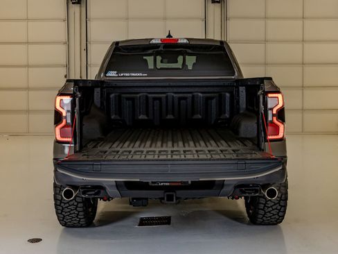 Used 2025 Ford Ranger Raptor image 9
