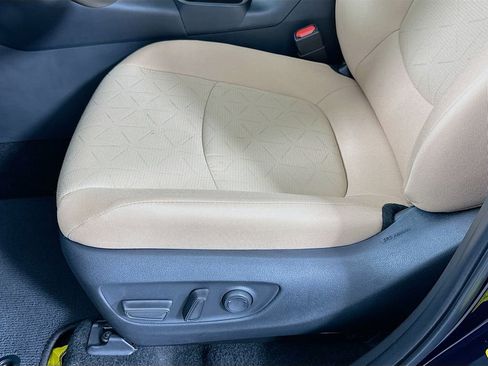 Certified 2025 Toyota RAV4 XLE w/ Convenience Package FWD image 19