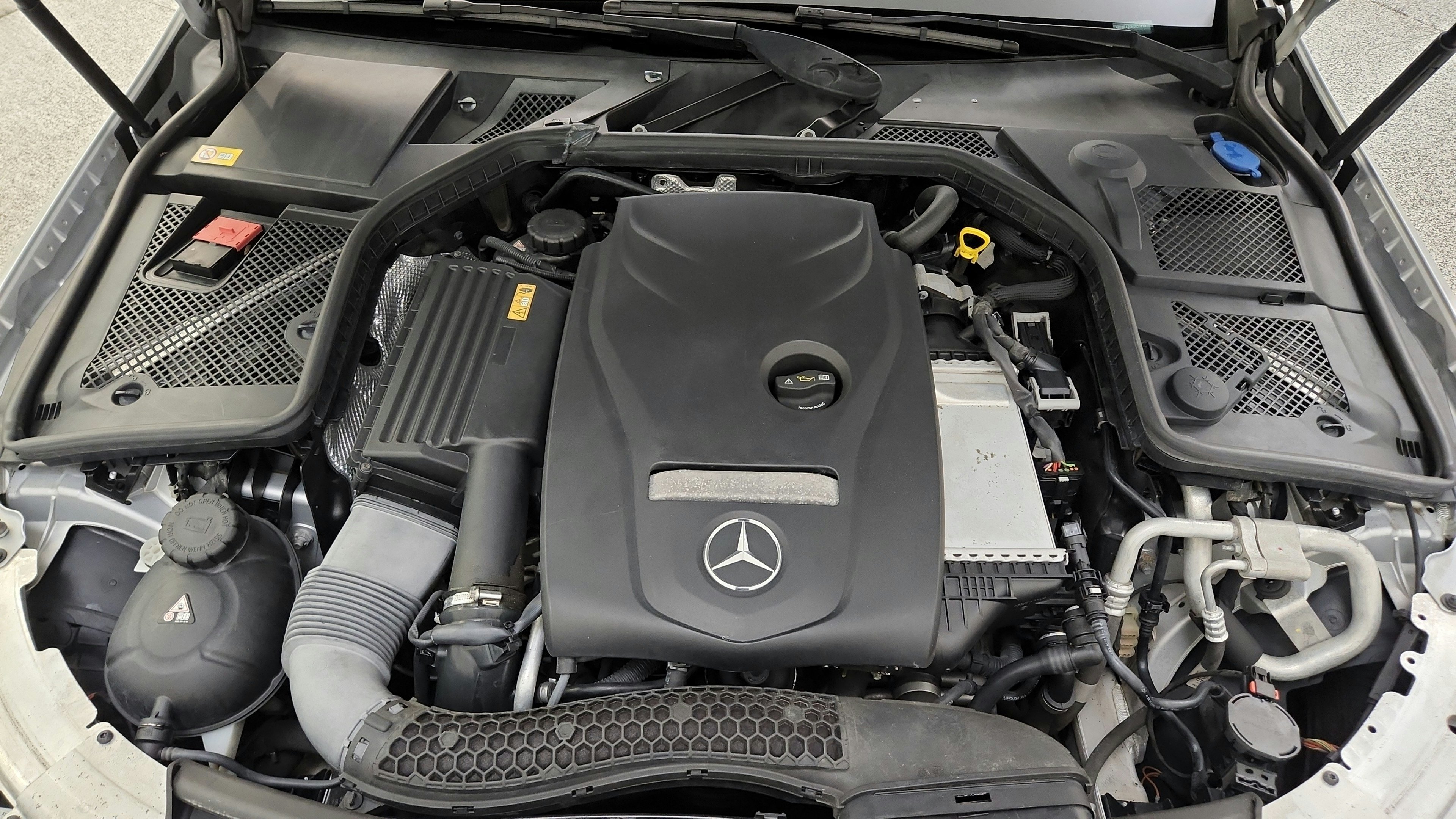 Used 2015 Mercedes-Benz C 300 Sedan image 37