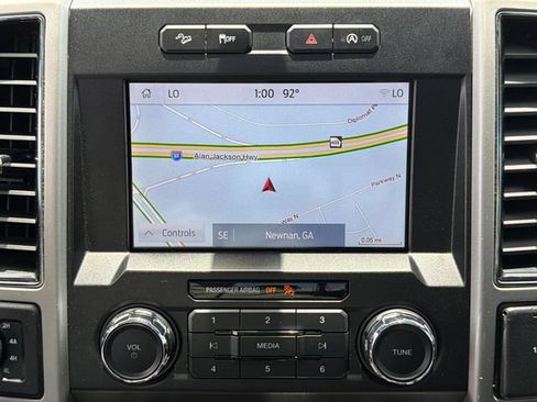 Used 2019 Ford F150 Lariat AWD/4WD image 28